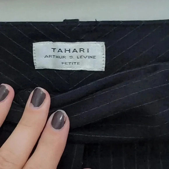 Tahari Arthur S. Levine Women's Pin Striped Wide-Leg Mid-Rise Linen Pants - Picture 2 of 8